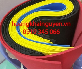 Mút xốp màu đỏ